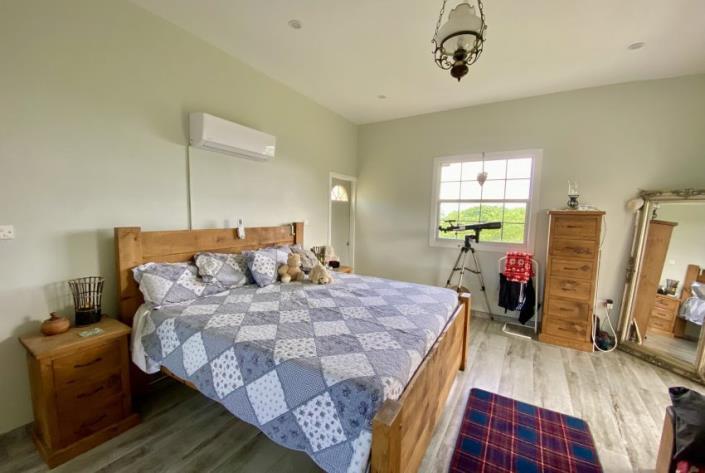 Image No.6-4 Bed House for sale