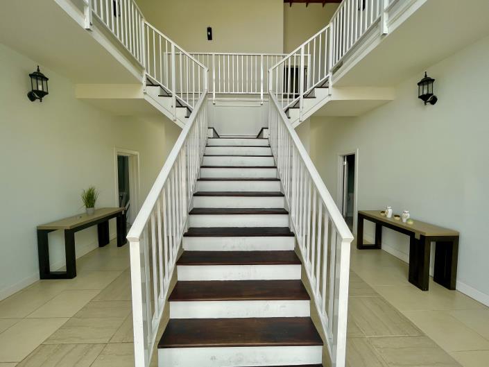 Image No.9-5 Bed Villa for sale