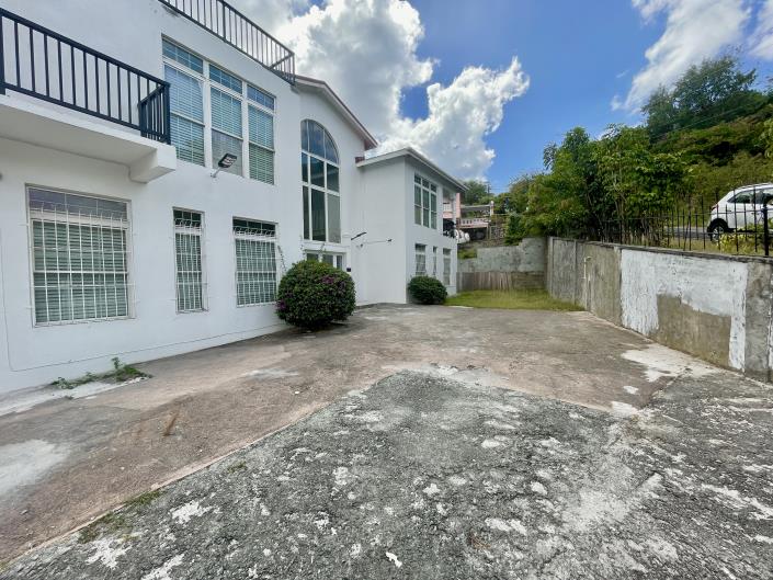 Image No.17-5 Bed Villa for sale