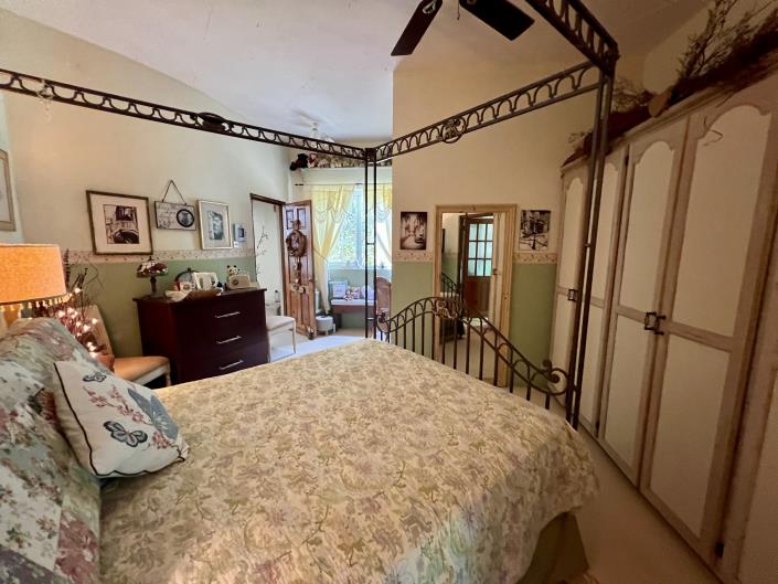 Image No.13-5 Bed House for sale