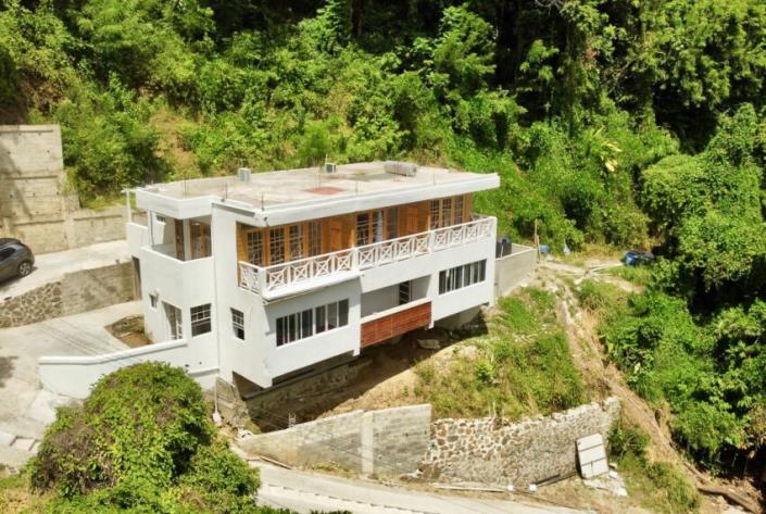 Image No.3-5 Bed Villa for sale