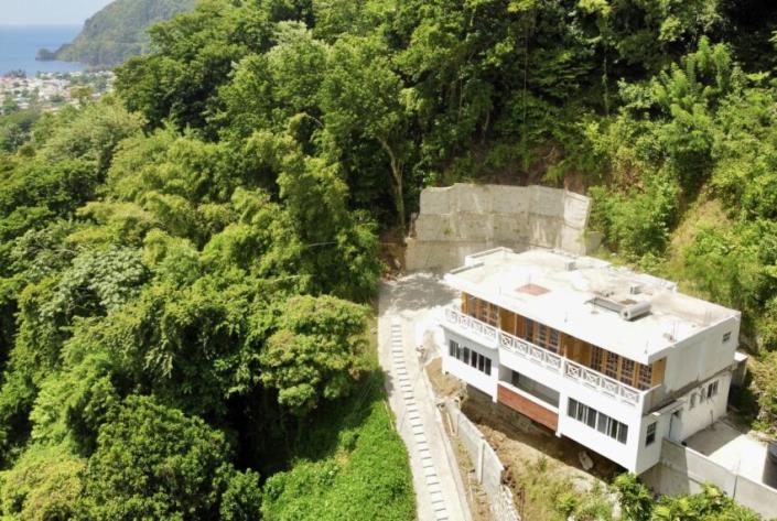 Image No.2-5 Bed Villa for sale