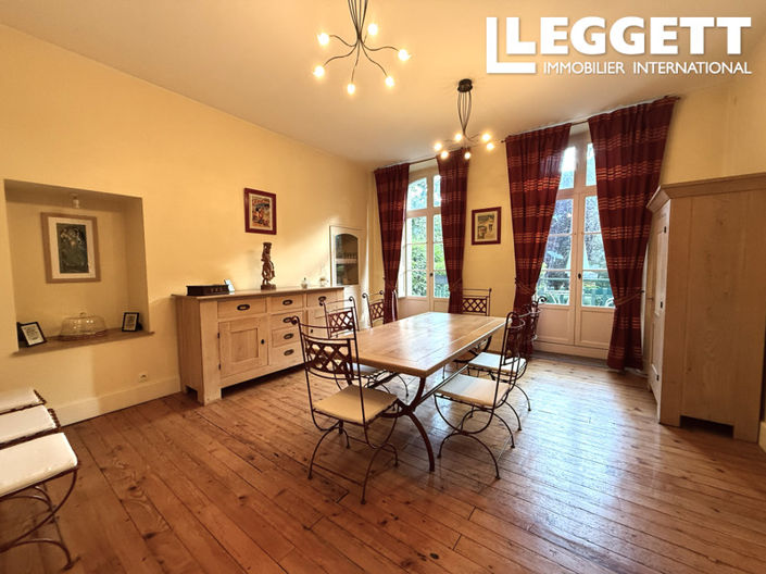 Image No.4-7 Bed House for sale