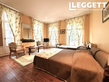 ahr0chm6ly9jzg4uagvzdglhlmltbw8vaw1hz2uvvevom