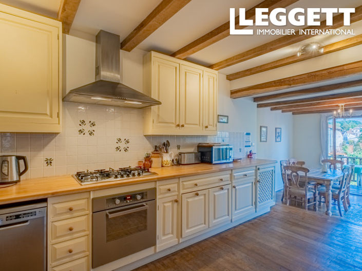 Image No.7-4 Bed House for sale