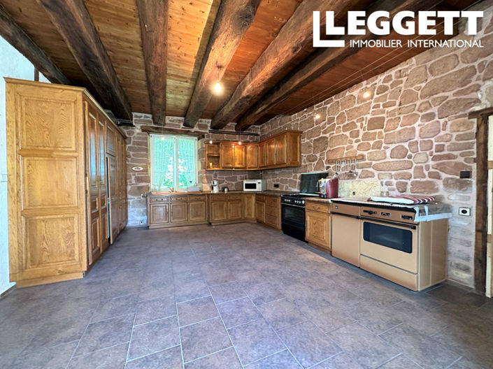 Image No.7-5 Bed House for sale