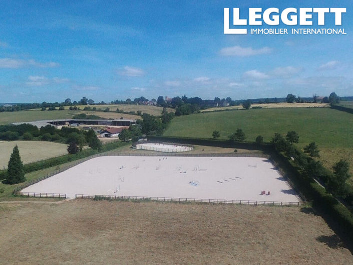 Image No.8-20 Bed House for sale