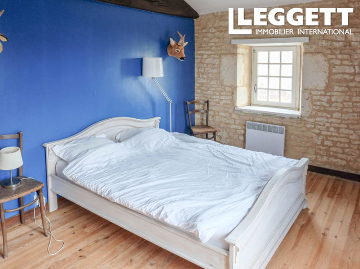 Image No.9-5 Bed House for sale