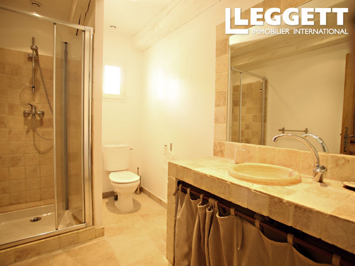 Image No.10-3 Bed House for sale