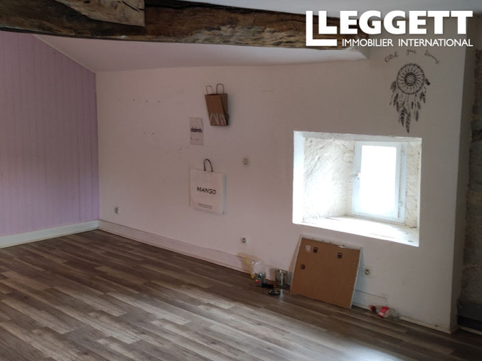 Image No.10-4 Bed Commercial for sale