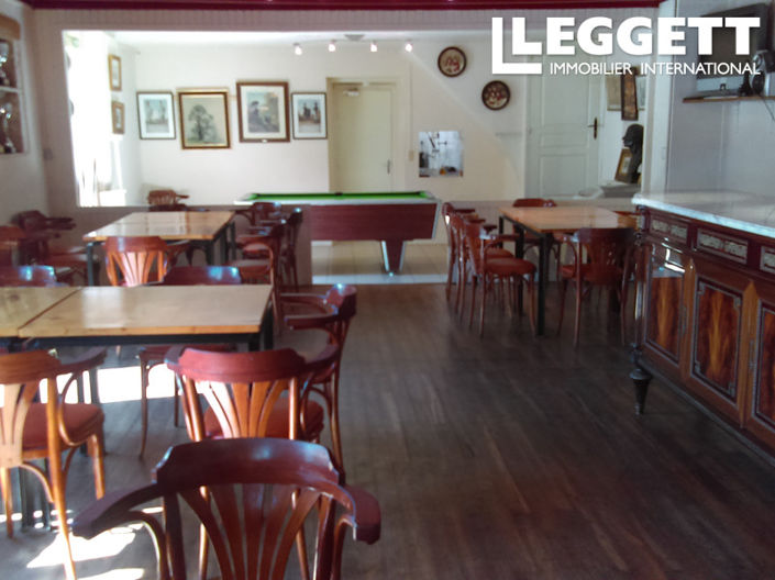 Image No.5-4 Bed Commercial for sale