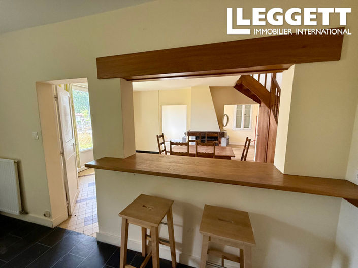 Image No.6-3 Bed House for sale