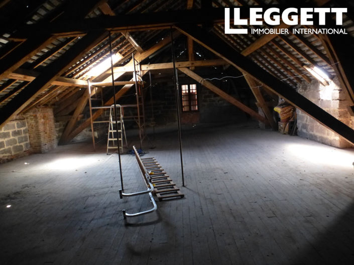 Image No.7-2 Bed House for sale