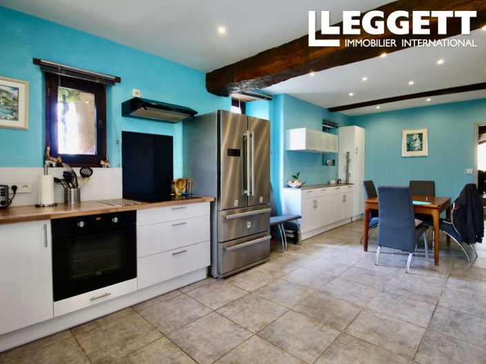 Image No.3-11 Bed Commercial for sale