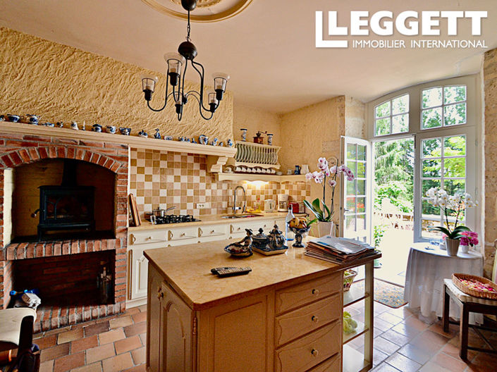 Image No.5-5 Bed Chateaux for sale