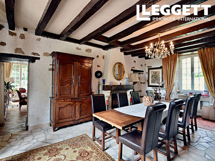 Image No.6-5 Bed Chateaux for sale