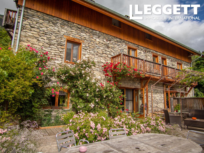 Image No.2-Maison de 12 chambres à vendre à Saint-André-d'Embrun