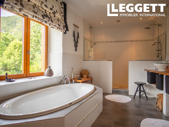 Image No.5-Maison de 12 chambres à vendre à Saint-André-d'Embrun