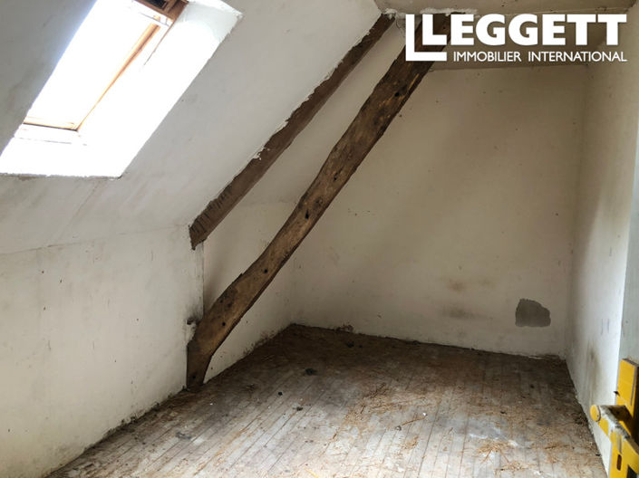 Image No.7-5 Bed House for sale