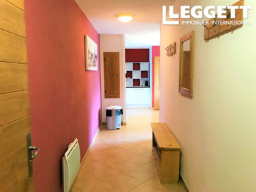 ahr0chm6ly9jzg4uagvzdglhlmltbw8vaw1hz2uvvevom