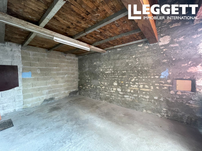 Image No.9-2 Bed House for sale