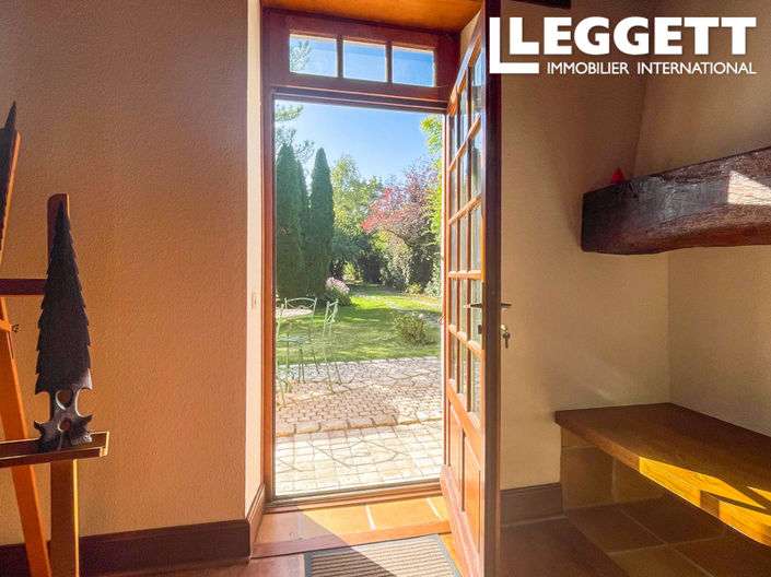 Image No.3-4 Bed House for sale