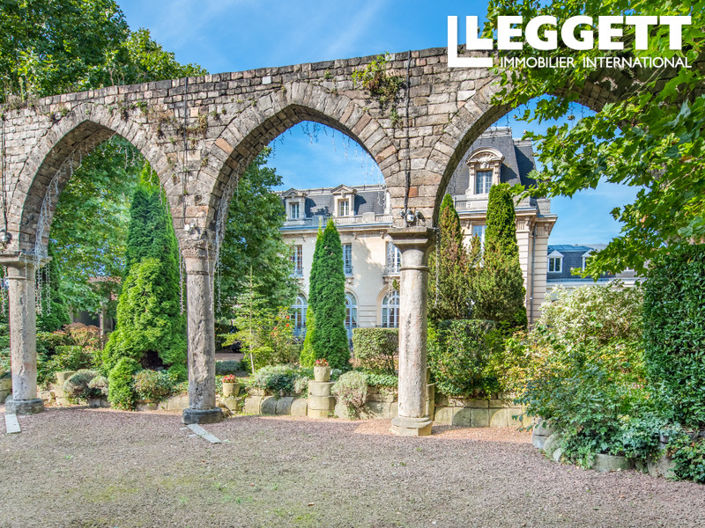 Image No.8-9 Bed Chateaux for sale