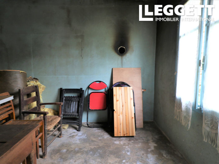 Image No.6-House for sale