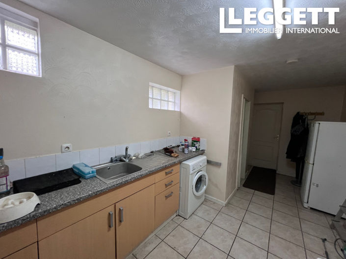 Image No.8-4 Bed House for sale