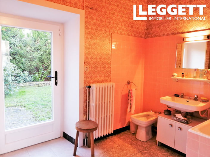 Image No.6-4 Bed House for sale