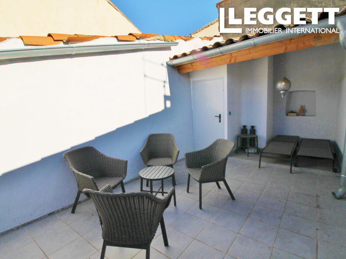 Image No.2-3 Bed House for sale