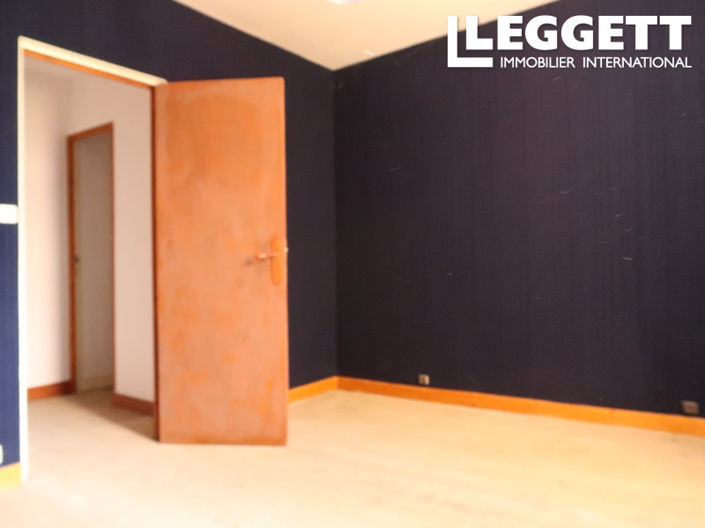 Image No.6-3 Bed House for sale