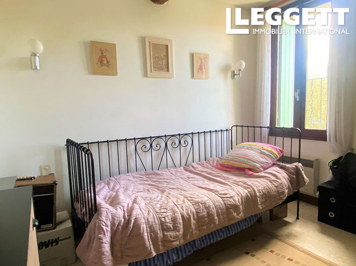 Image No.6-3 Bed House for sale