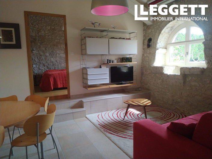 Image No.8-5 Bed House for sale