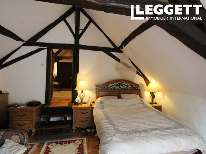 Image No.7-4 Bed House for sale