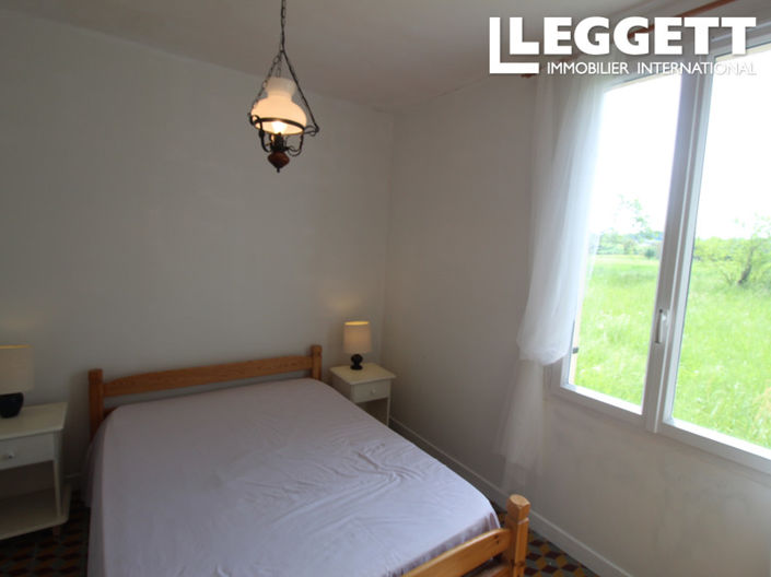 Image No.9-4 Bed House for sale