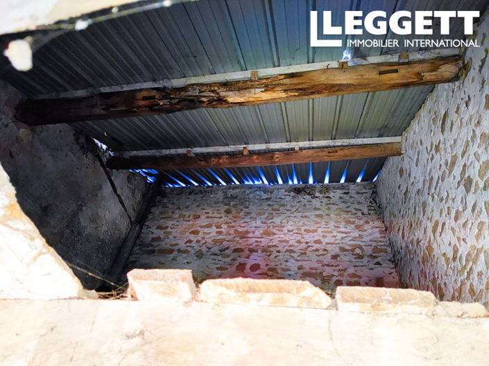 Image No.10-3 Bed House for sale