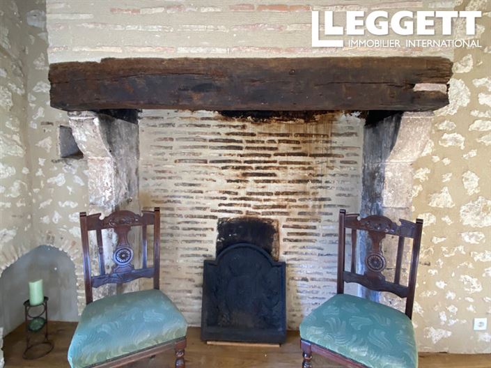 Image No.10-5 Bed House for sale