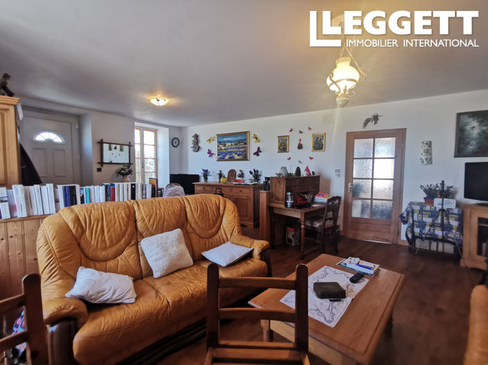 Image No.5-4 Bed House for sale