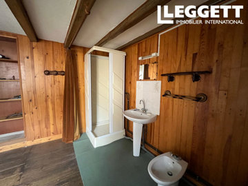 ahr0chm6ly9jzg4uagvzdglhlmltbw8vaw1hz2uvvevom