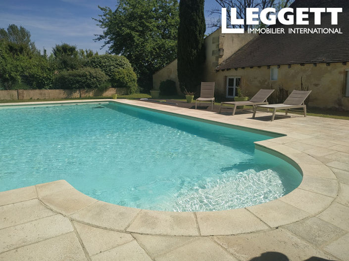 Image No.4-5 Bed Chateaux for sale