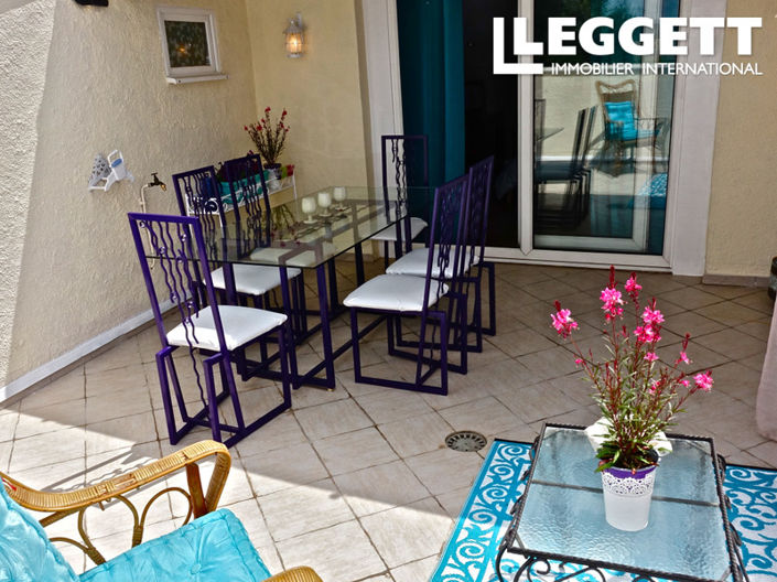 Image No.1-4 Bed House for sale