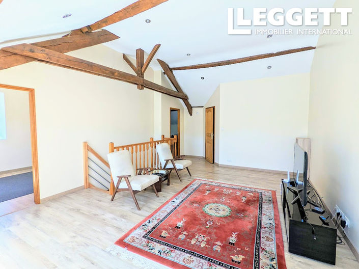 Image No.5-2 Bed Land for sale