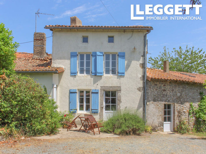 Image No.1-4 Bed House for sale