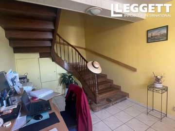 ahr0chm6ly9jzg4uagvzdglhlmltbw8vaw1hz2uvvevom