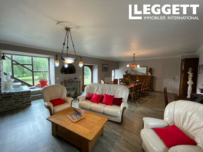 Image No.3-4 Bed House for sale