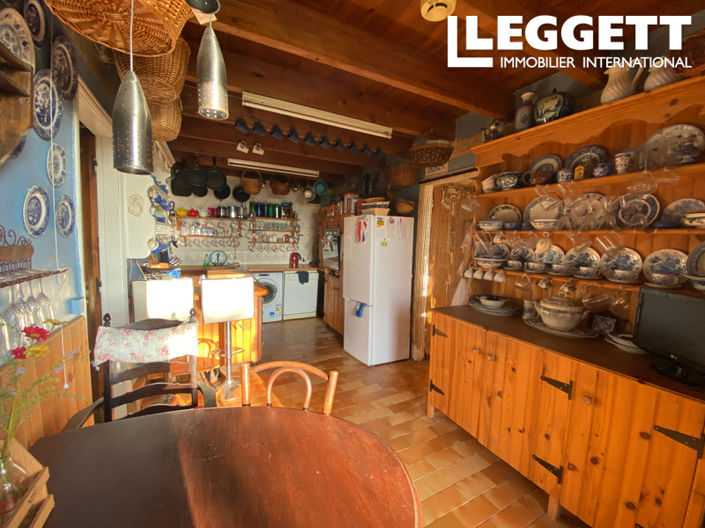 Image No.8-4 Bed House for sale