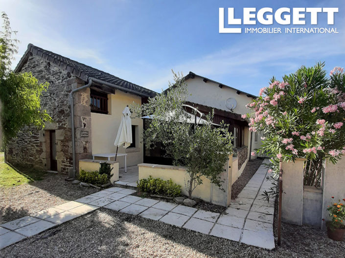 Image No.2-10 Bed House for sale