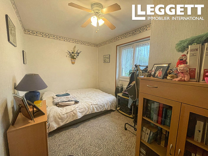 Image No.8-4 Bed House for sale