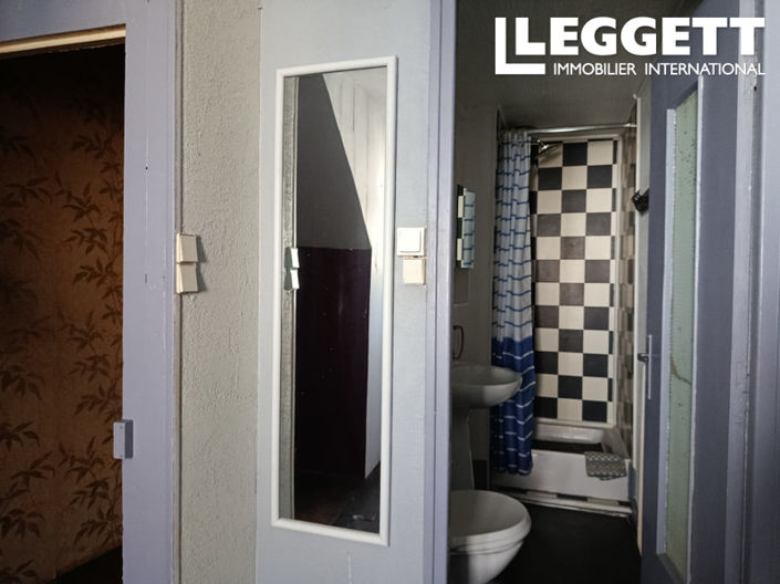 Image No.7-5 Bed House for sale